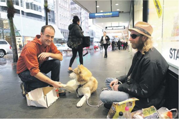 beggars of Queen St