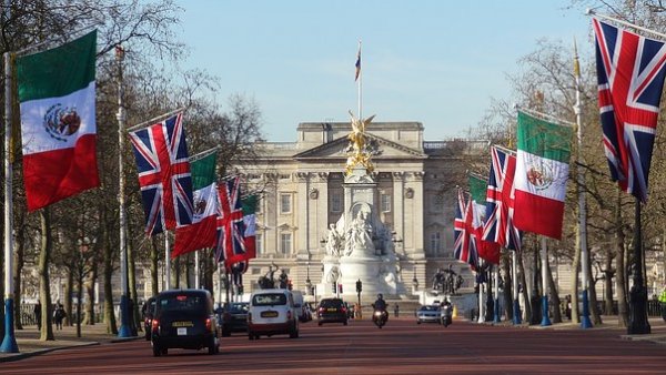 buckingham palace london 1211303 340