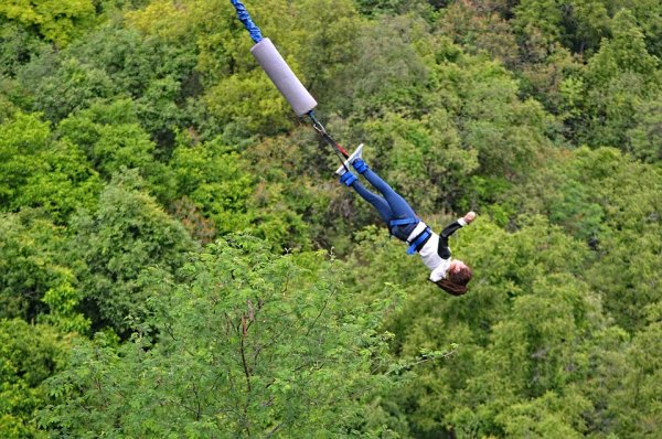 bungee jump