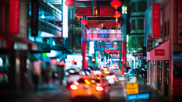 【精英说】无权无势的普通人出国谋生可以走多远？三个华人移民的真实故事