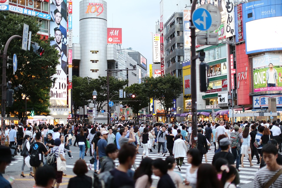 日本发生行刺路人事件至少19人受伤 3人心肺停止