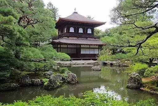 courtyards of japan 10