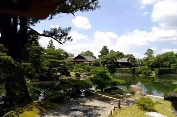 courtyards of japan 6