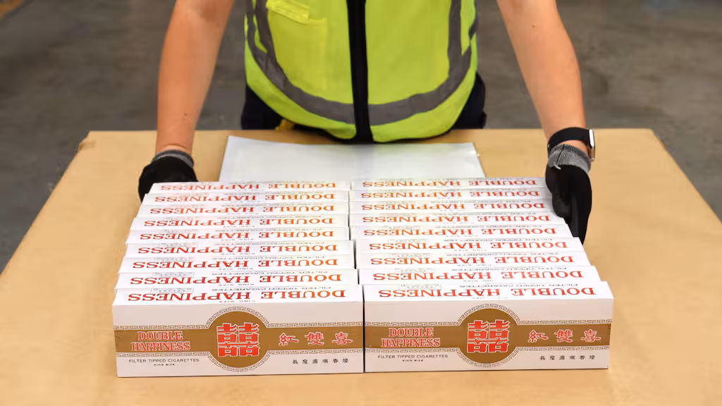 customs-said-the-body-packing-of-the-more-than-1600-cigarett-YMFHAJ5YHNFSJJYUOOCPP45TGI.jpg | 政府出重拳!走私烟草最高拟判7年,企业重罚20万纽币
