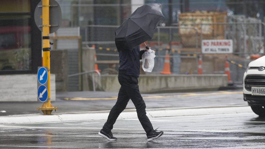 惠灵顿爆发洪水！奥克兰明天阳光阵雨相伴 部分地区或有暴雨