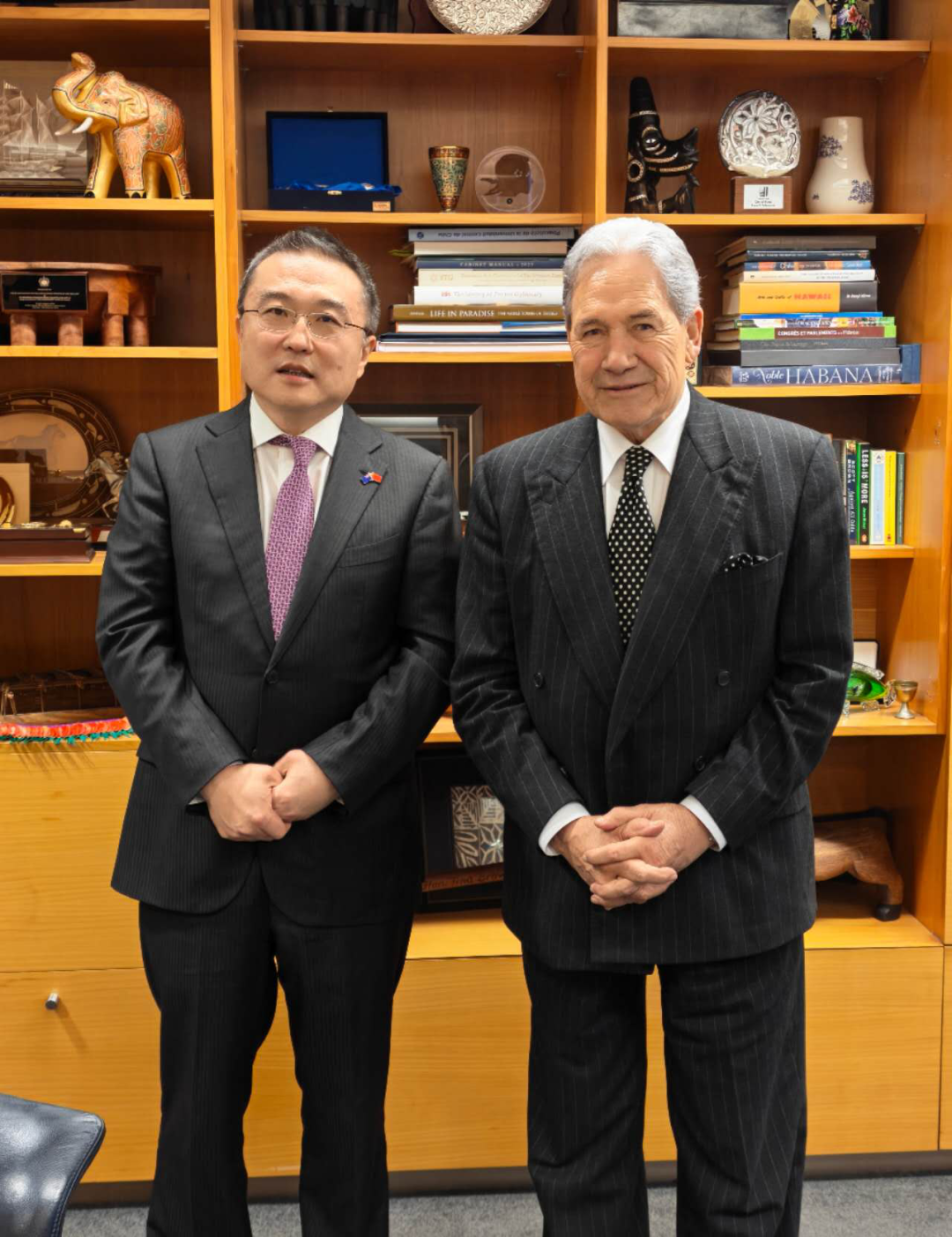 image | 王小龙大使辞行拜会新西兰外交部长Peters