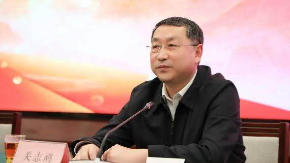 中国人事变动 | 河北省委书记换人，重庆迎来代市长，深夜又打虎