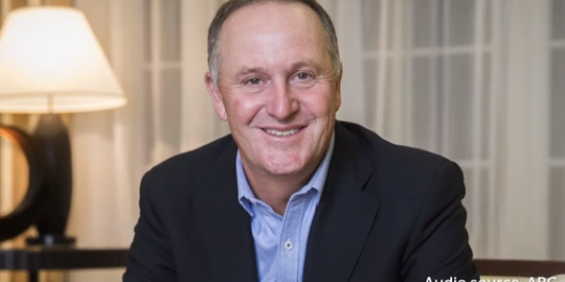 John Key：不当新西兰总理，他依然是“微笑的刺客”