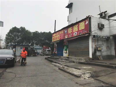 “武汉面馆斩首案”后续 疑犯行凶后蹲门口未逃