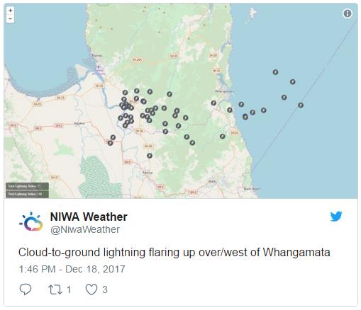 lightning strikes 2017121802