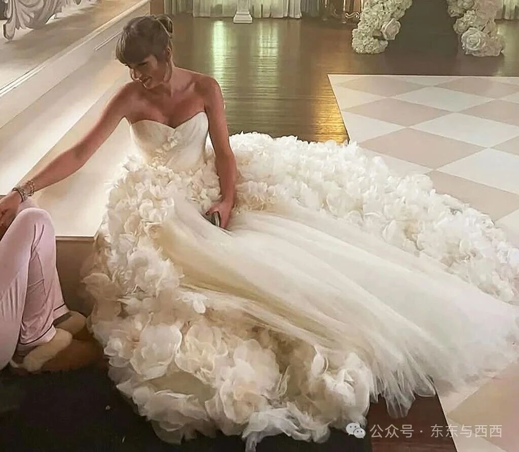 霉霉大婚签40页“防渣”协议,出轨一次罚2000万?她的另一面竟是华尔街女精英