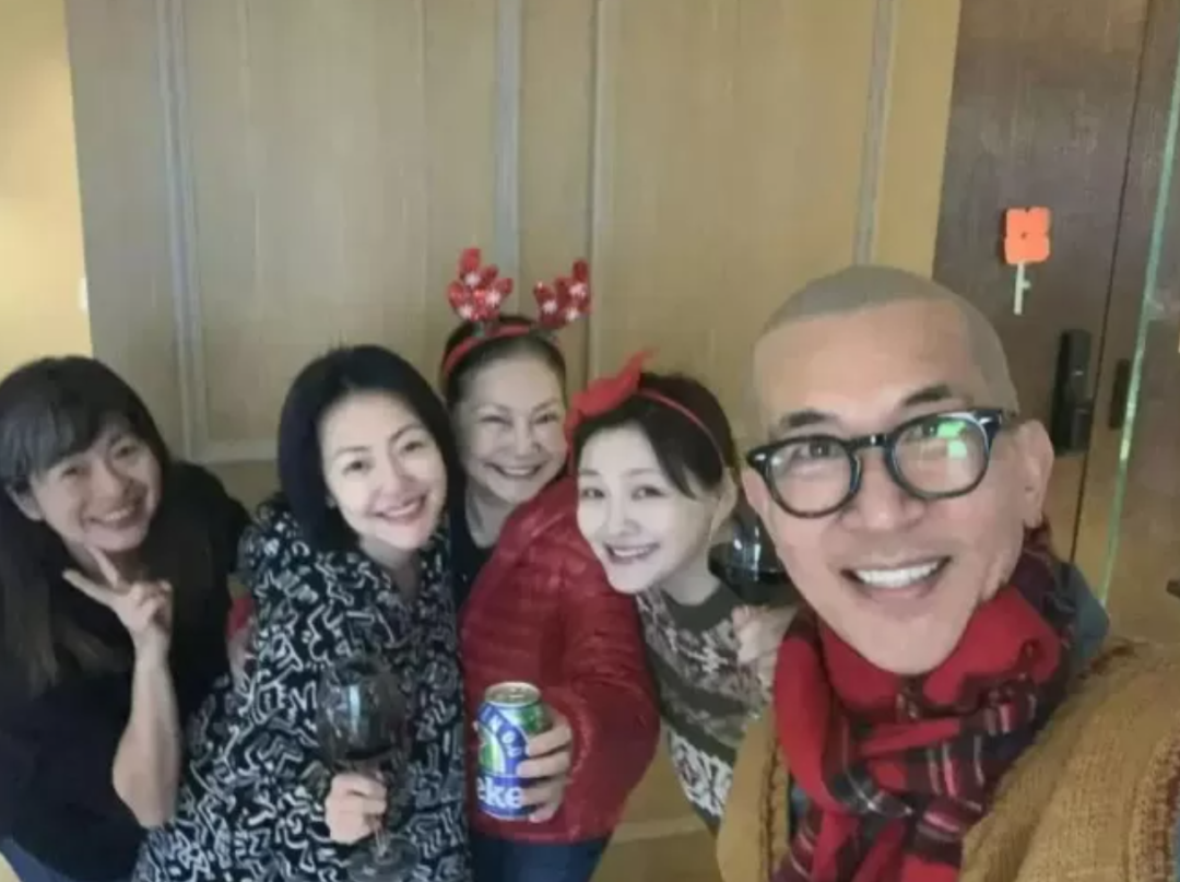 大S妈妈哭诉 或要流浪街头 自家房子保不住! 汪小菲急发声明!