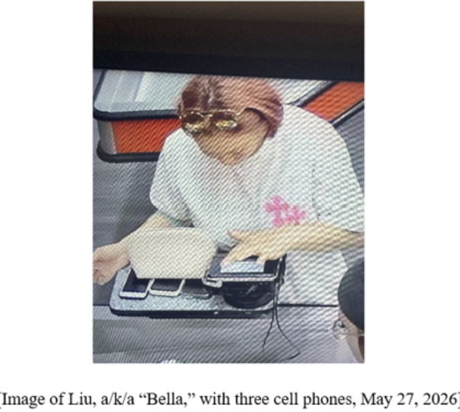 真丢人!40岁华人持绿卡经营特殊服务集团,11个月狂赚数十万,还被查出领福利卡买菜