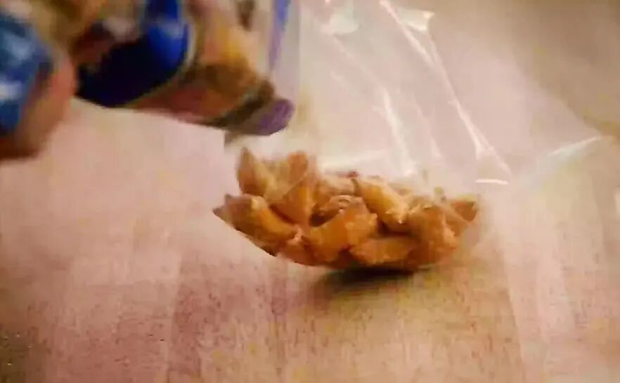 梅根要去《厨艺大师》当评委?网友:自己的烹饪节目都被砍了,还指点别人呢...