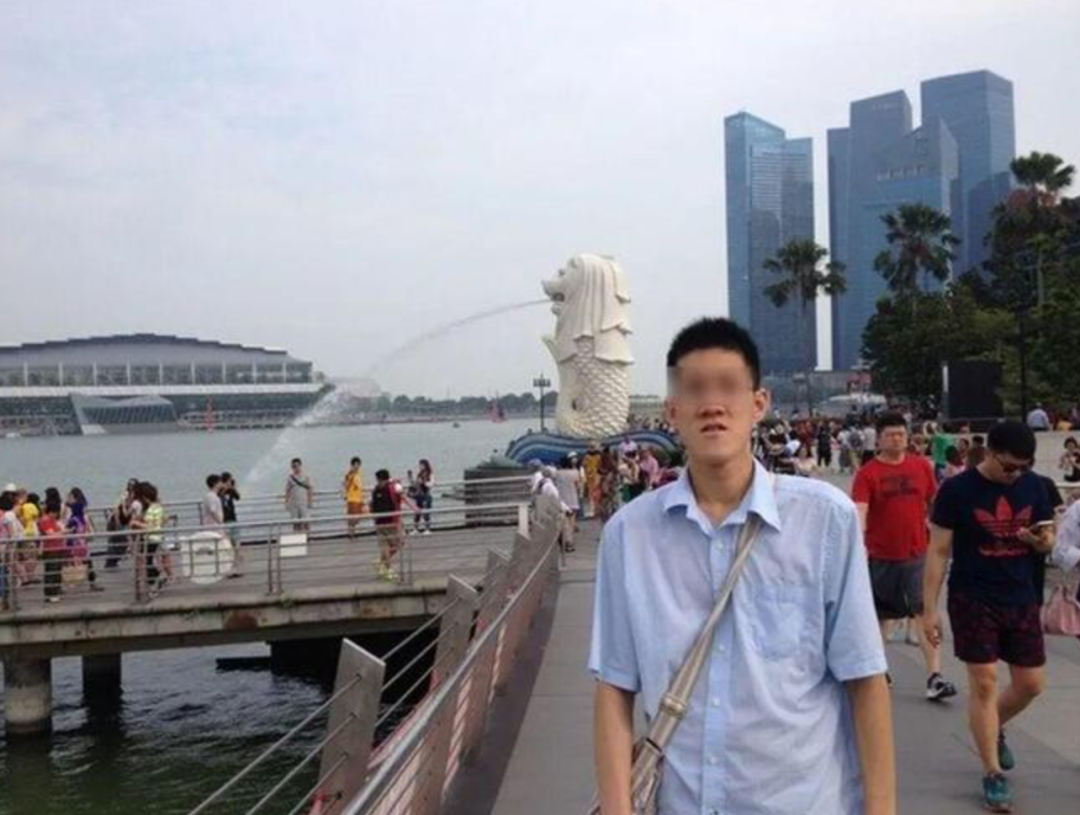 惊悚! 华人教授提大砍刀闯教室 狂砍亲戚50多刀 警员现场连开4枪!
