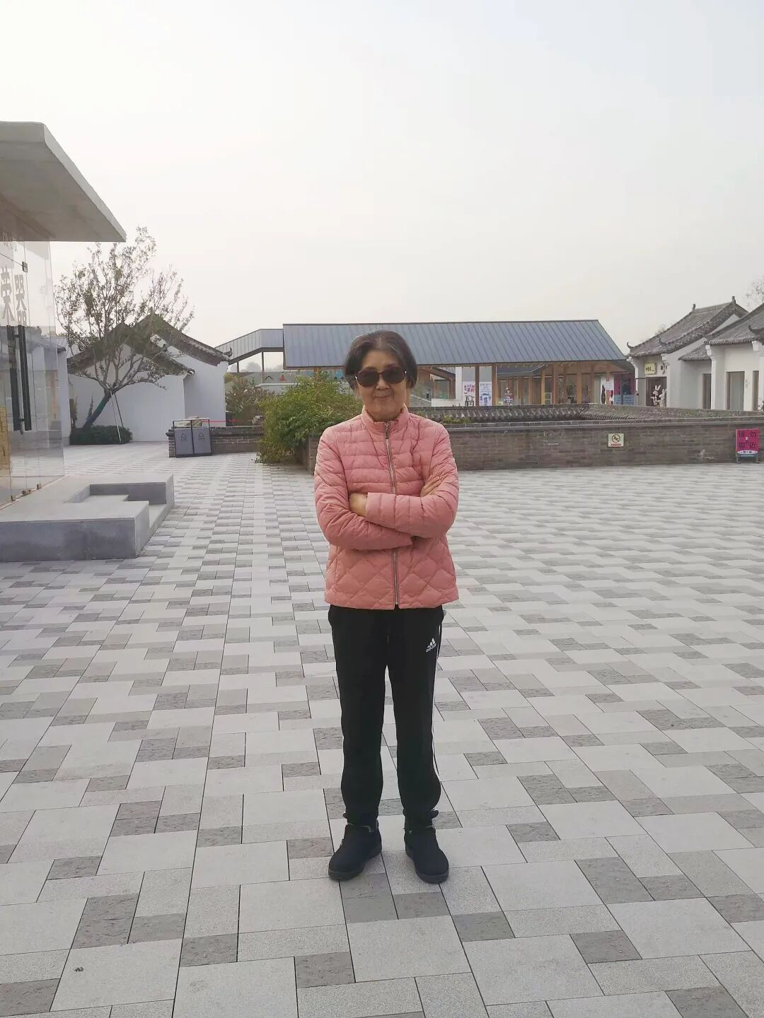 抓大放小，不回头看：独生女将母亲晚期肺癌变为慢性病的九年