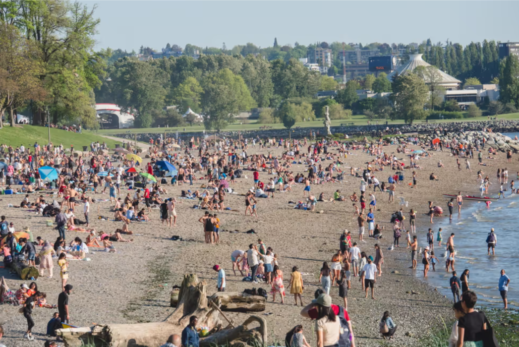 顶不住! 大温本周35℃高温+雾霾双重夹击 山火烧到家门口 8000人收撤离警报!