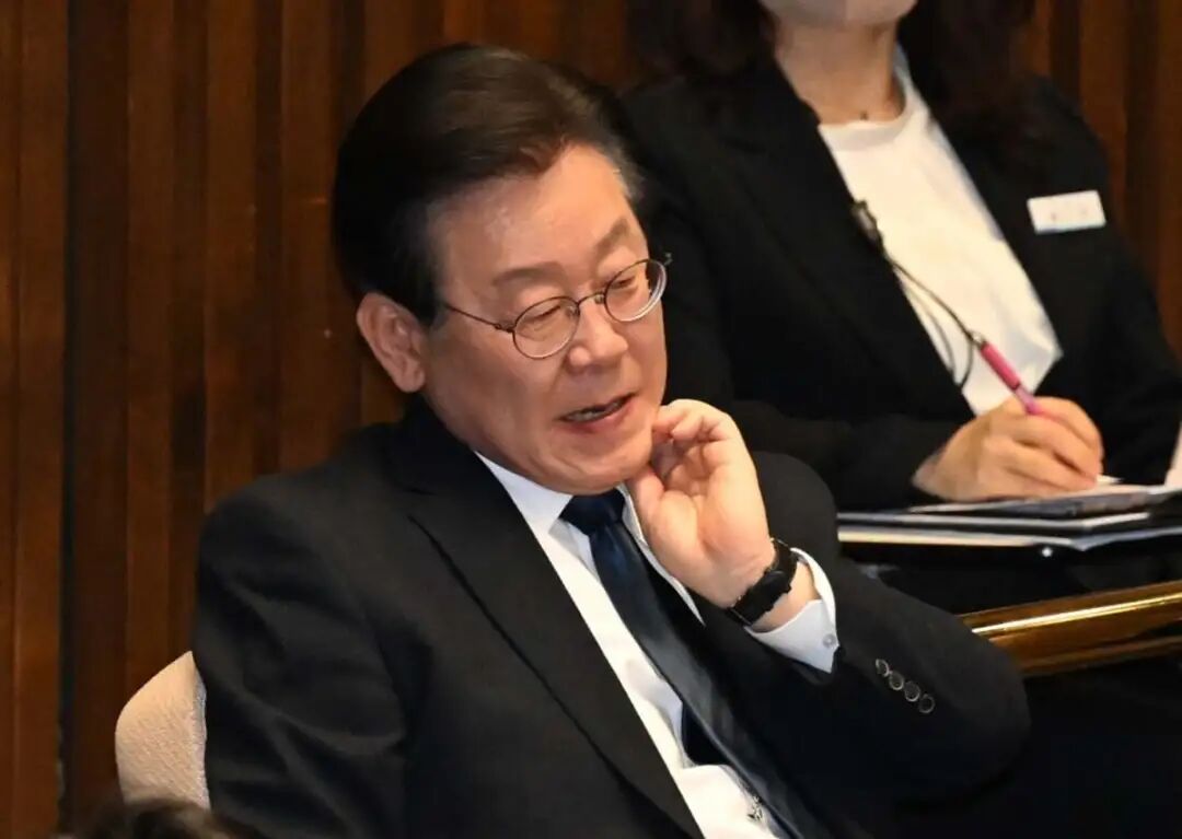 总统带头卖房炒股,all in收割全国韭菜?韩国“黄金时代”太魔幻了……