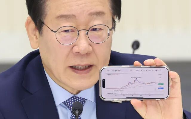 总统带头卖房炒股,all in收割全国韭菜?韩国“黄金时代”太魔幻了……
