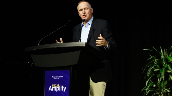 前总理John Key:今年大选选情胶着,经济将成焦点