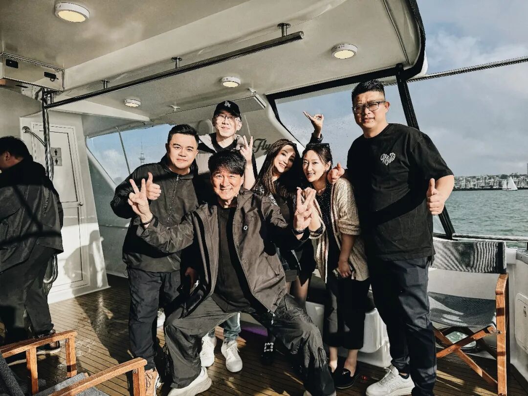 独家!16岁湖北少年远赴新西兰,20多年后纵横豪车、演艺、地产、医美、高端进口等赛道,涉五大产业……
