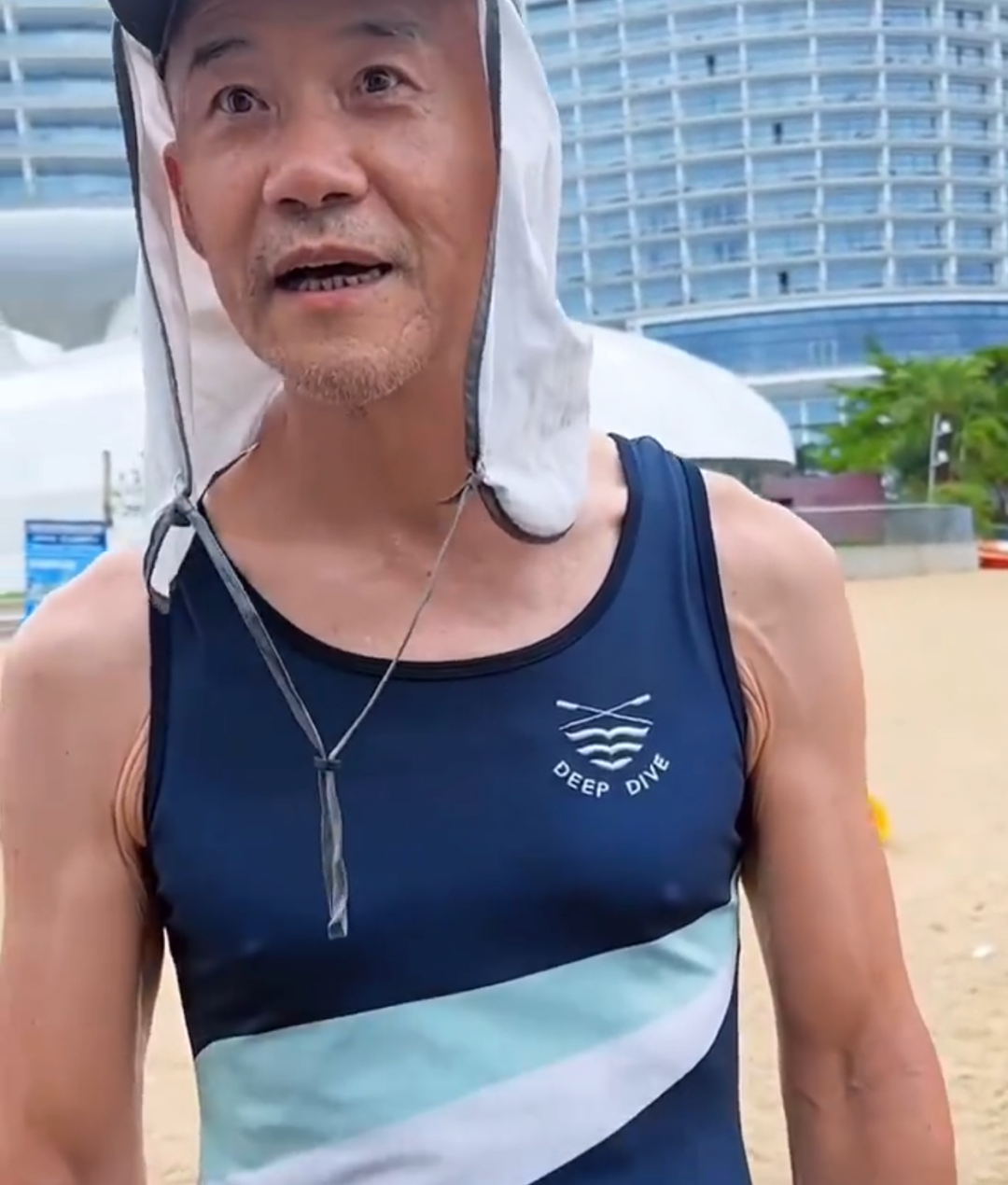 75岁王石开健身房,每小时收费最高308元!近年频繁参与HYROX赛事夺冠,被质疑“换年轻人心脏”,本人最新发声