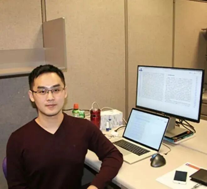 不要1亿美元年薪！扎克伯格亲自下场！中国95后学霸离职！他要去做什么？