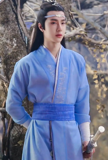 王一博起诉《陈情令》出品方等5家公司，指控对方偷拍私密花絮，恶意剪辑制造话题，未经授权将其肖像用于周边售卖、游戏开发等