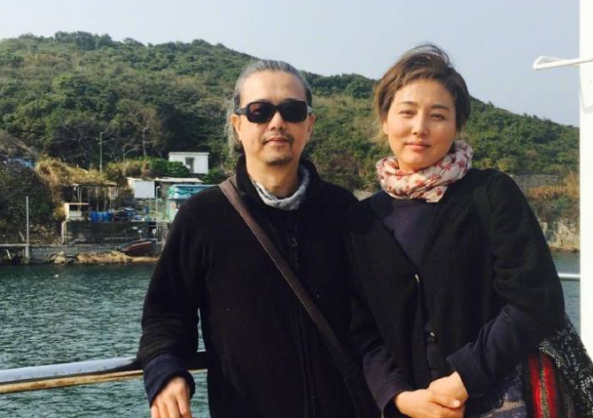 演员张锦程承认与张延离婚;张延曾出演《粉红女郎》“男人婆”一角,两人22年前结婚,育有一女