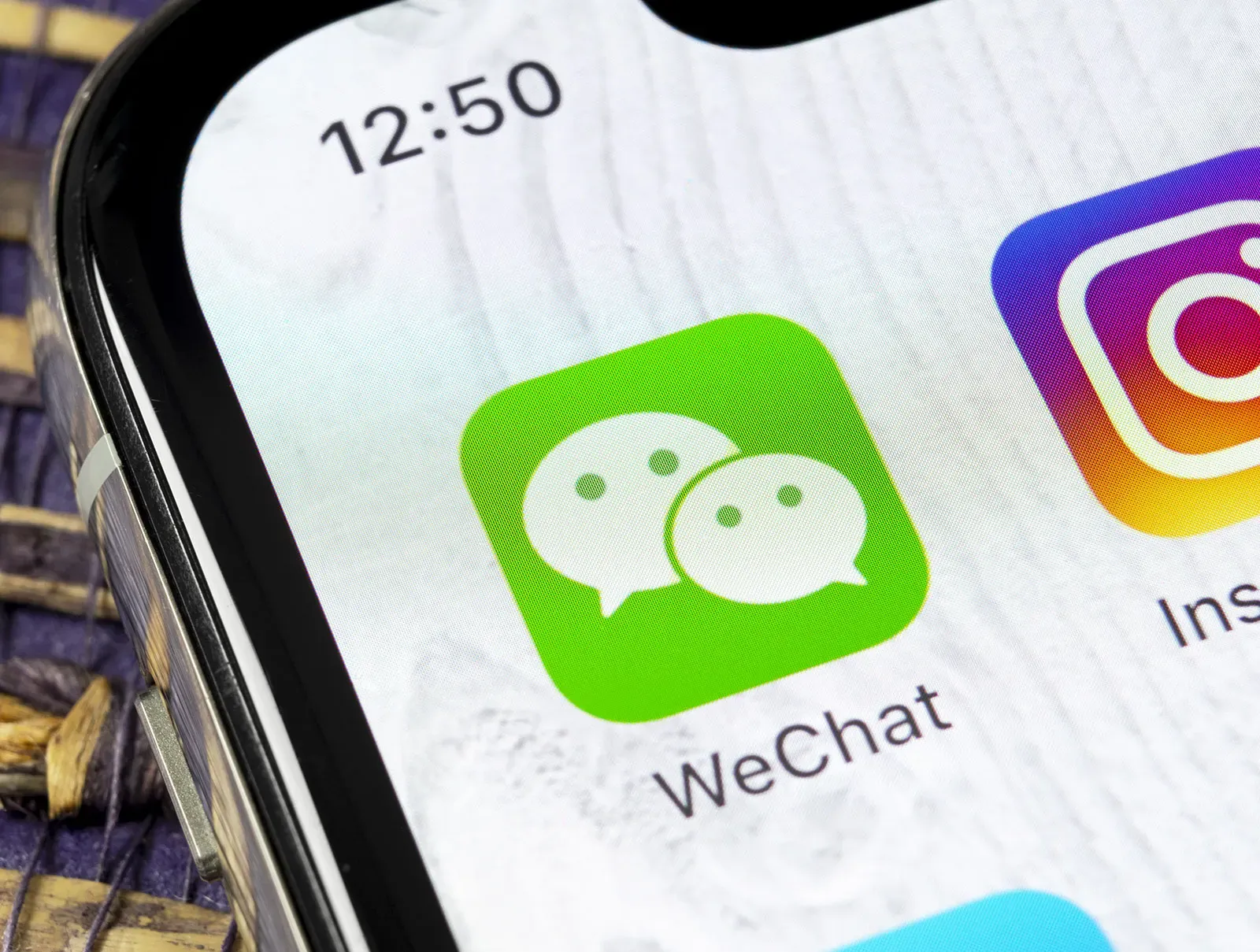 微信:请勿使用这种头像,或被封号