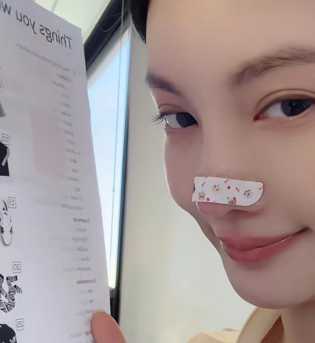 金晨退圈去留学了？