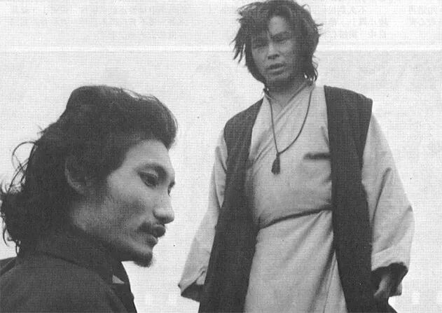 又一老戏骨去世,享年94岁!一生塑造无数经典角色,知名女演员晒合影:不舍,太不舍,网友:一代人的记忆