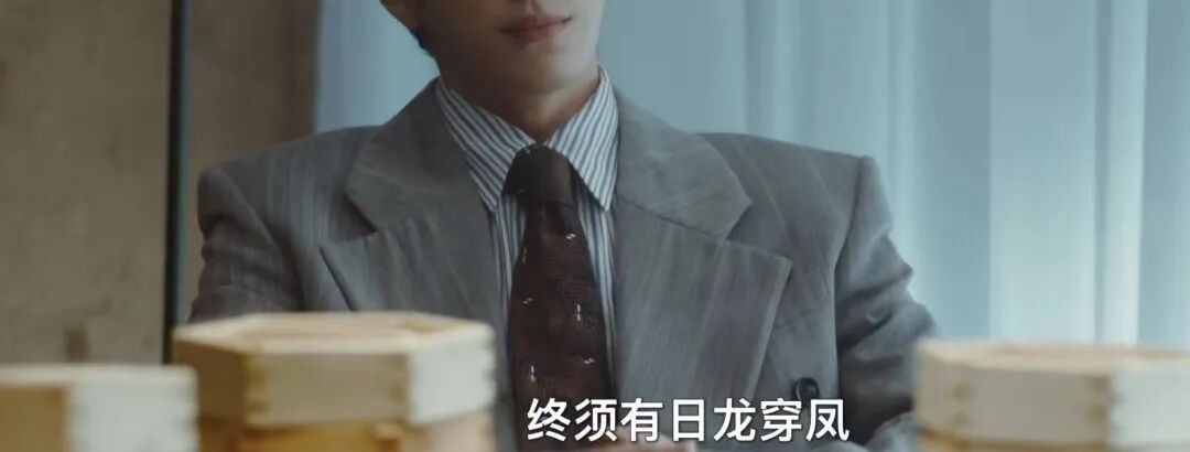好帅的一张脸,好夸张的性缩力!