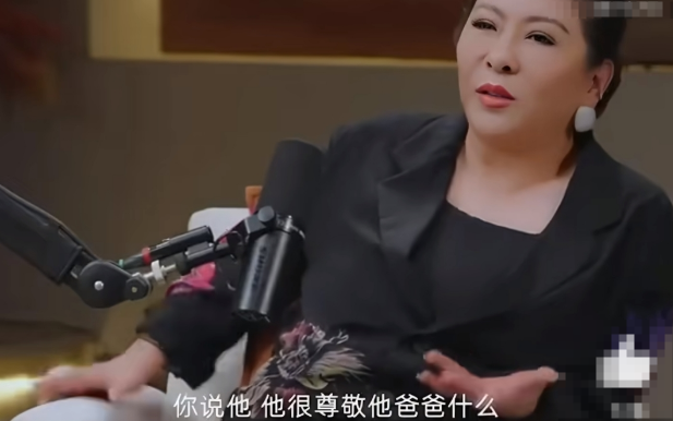 鲁豫被向太气到了
