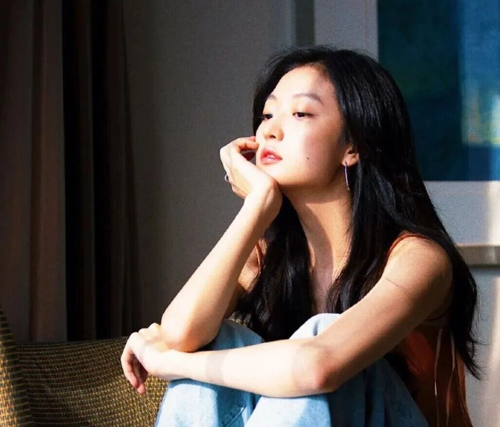 被骂“内娱普女”十年，她终于靠脸翻红了？