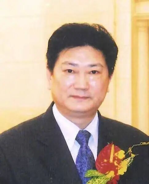 曾以8888万夺央视“标王”，太子奶创始人李途纯逝世 | 8888万拿下央视标王，66岁心梗离世：太子奶创始人的跌宕人生