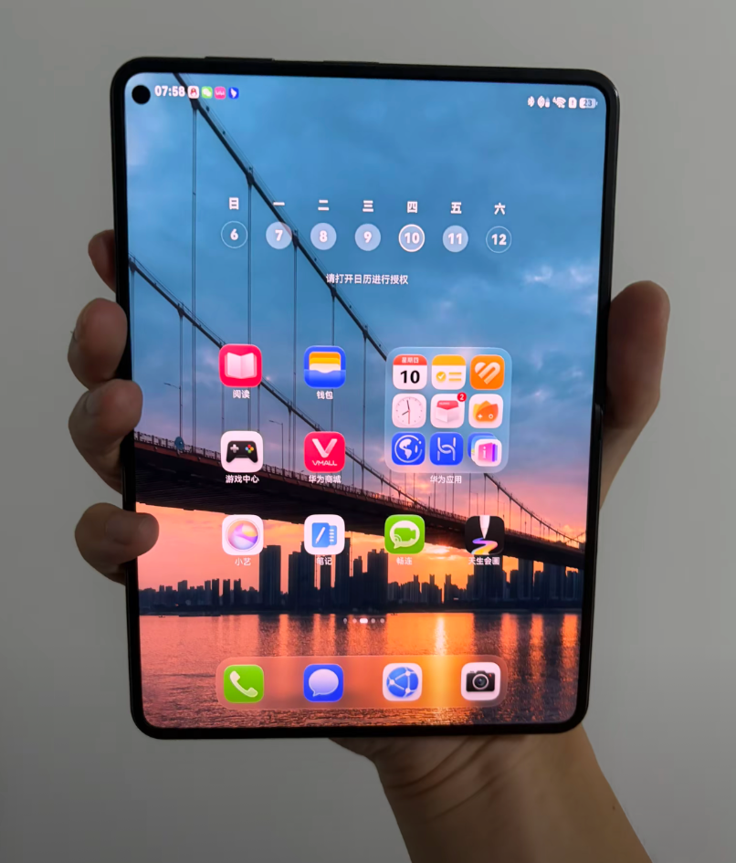 哈哈哈!iphone Duo名场面,这个手指也太长了吧!?