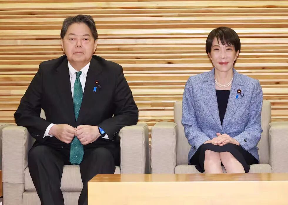 日本改组内阁，高市早苗最大的对手出现了