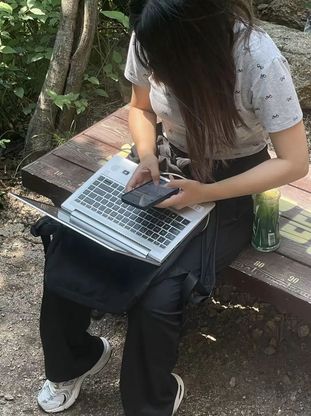 第一批「请3休13」的人,已经开始加班了