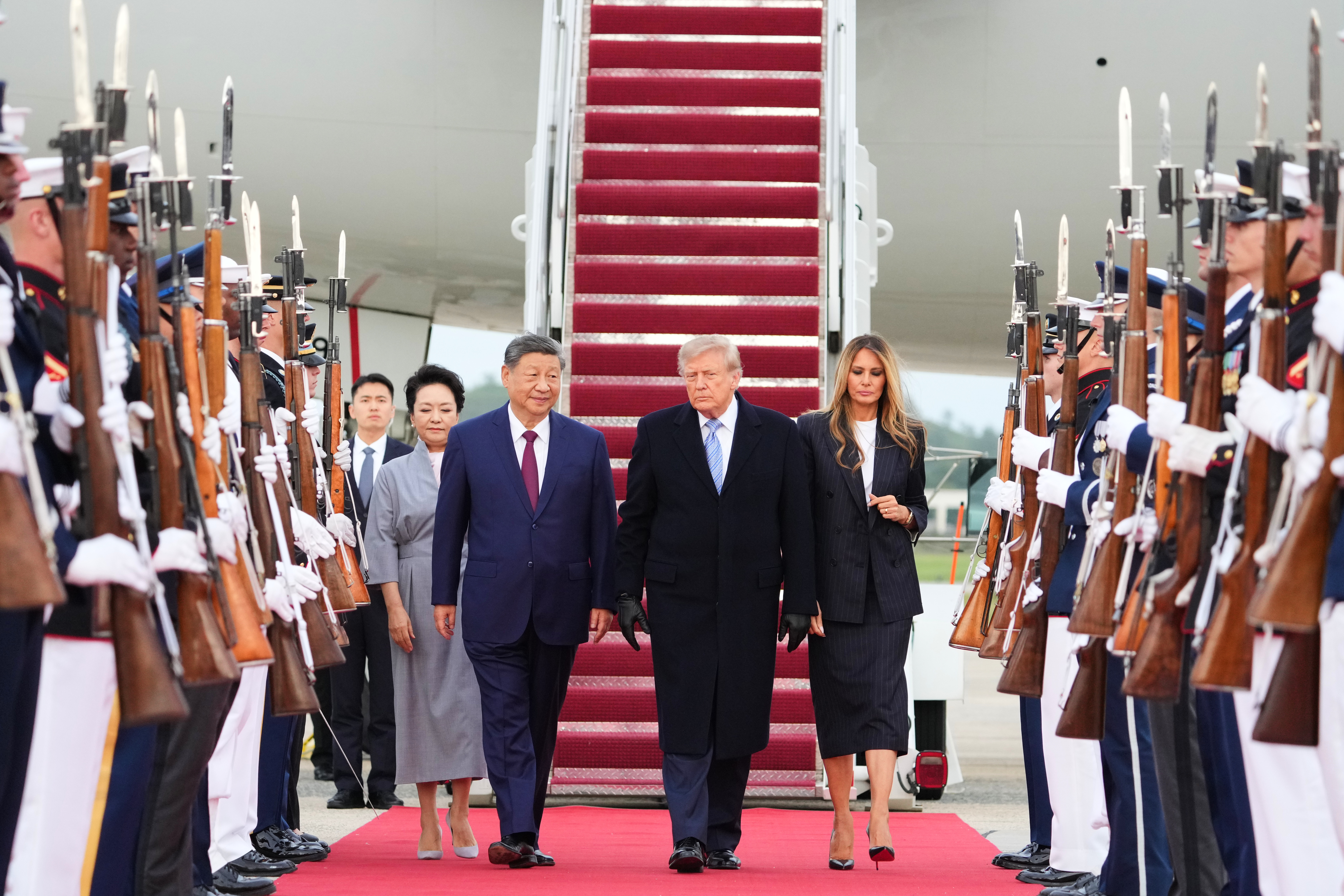 习近平抵达华盛顿 开始对美国进行国事访问