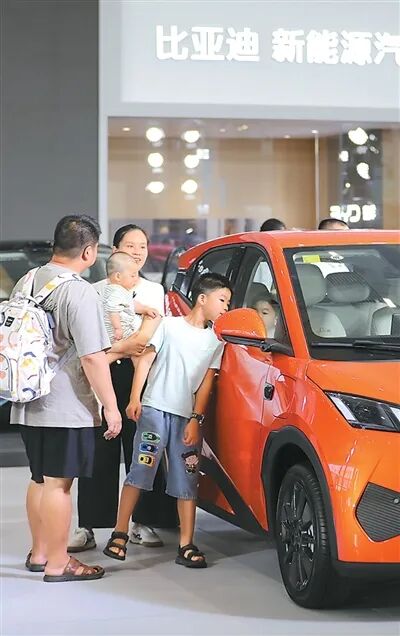 国内汽车销量榜单出炉,前五位是→
