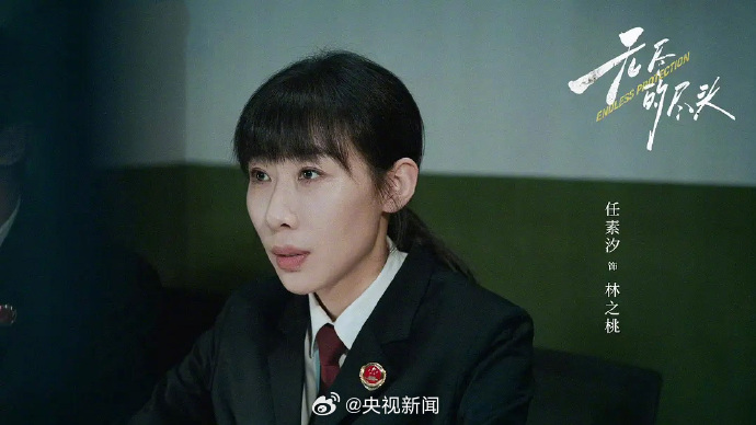 第33届金鹰奖揭晓:于和伟凭借《沉默的荣耀》获最佳男主角,宋佳凭借《山花烂漫时》获最佳女主角;朱亚文、梅婷分获最佳男配、女配