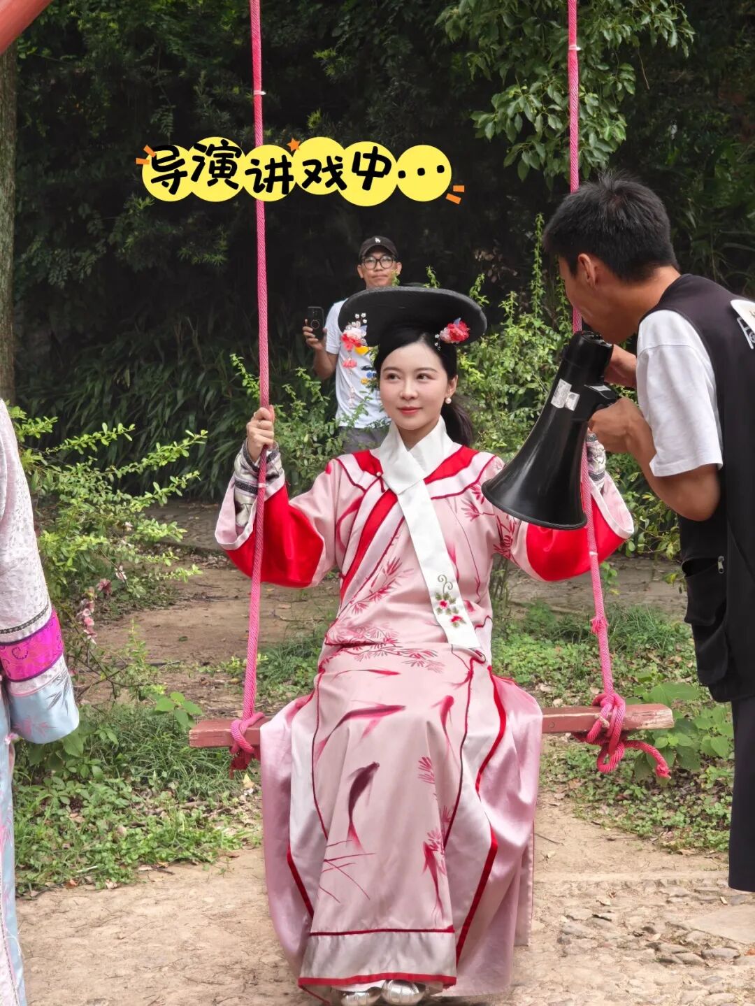 花218元全资进组的年轻人,都在横店演爽了