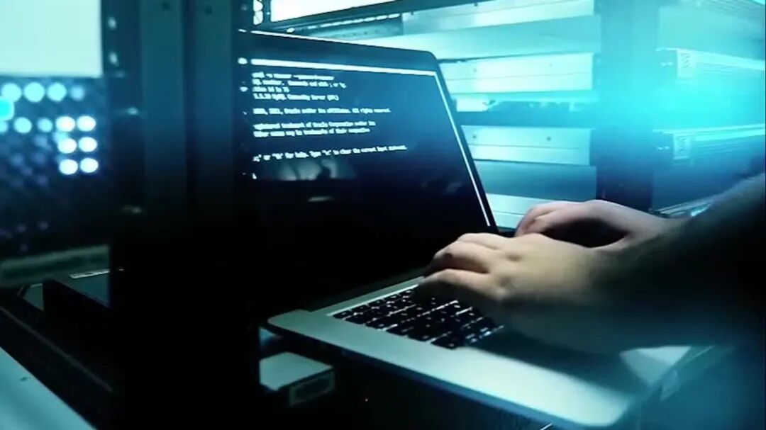 真缺德！5名华男全美诈骗近千万，21家空壳公司、44个账户，资金最终流向中国