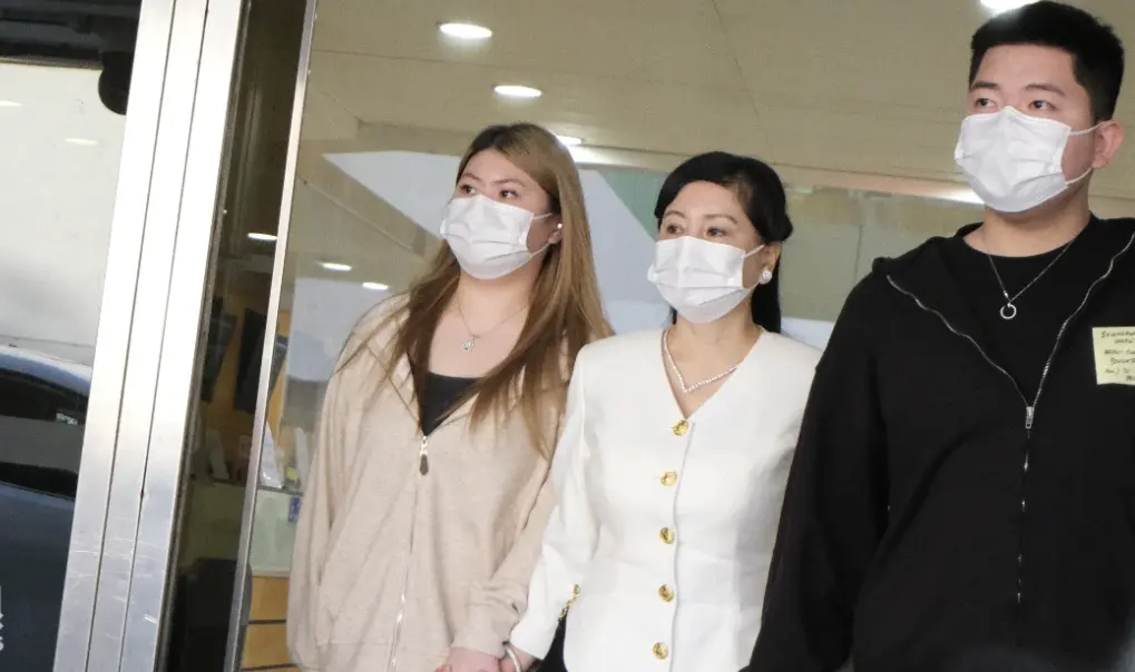 香港名媛碎尸案惊天反转?豪门老公与逃犯前夫“很亲密”,现任前任公婆4人还曾结伴旅游?
