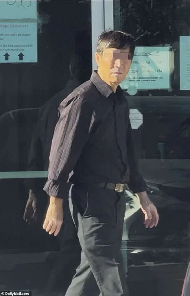 华人夫妇豪宅内圈养21个代孕出生的儿童,疯狂体罚剃光头、当众虐待,被捕后却喊冤??
