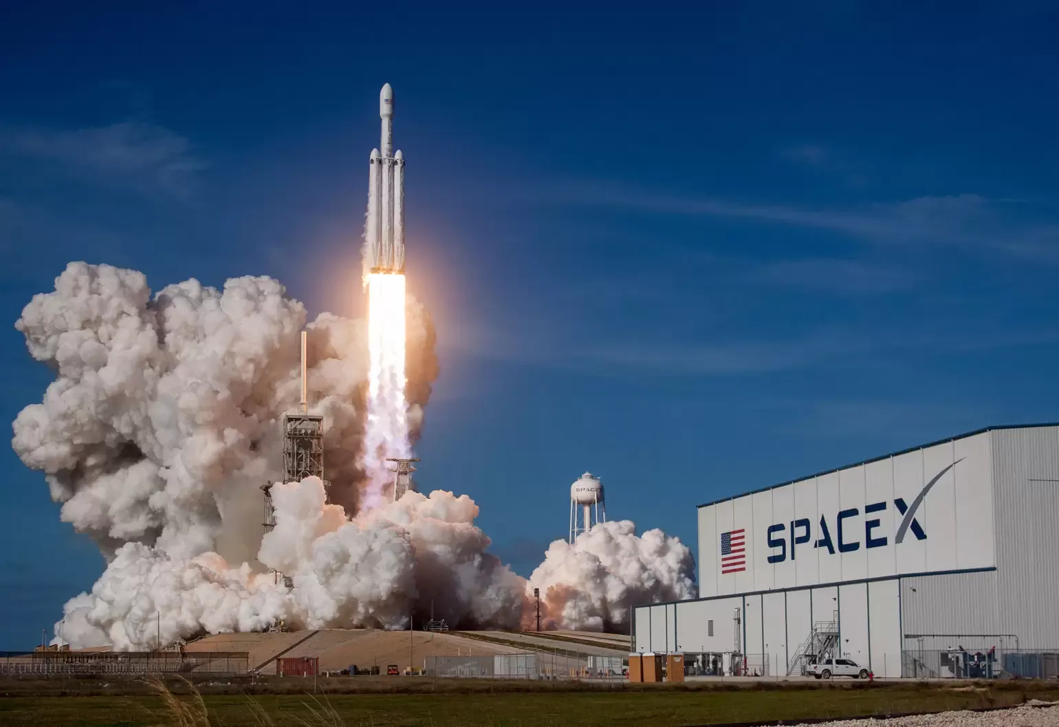 SpaceX招聘寿司厨师，月薪约5万元，还有这一特殊要求