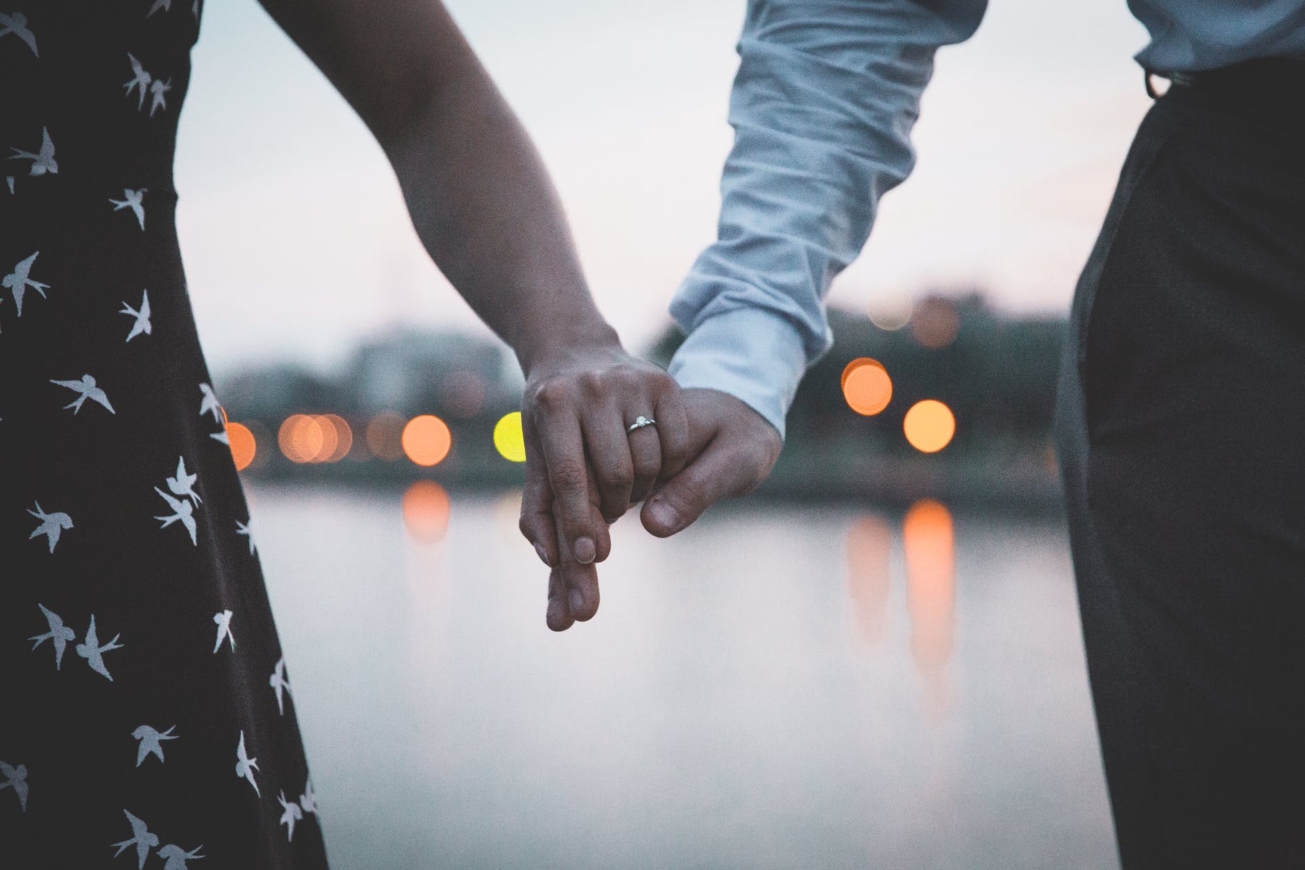 先恋爱后结婚再生娃？越来越多的新西兰人并不这样了…