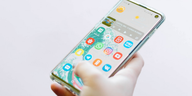 在线办护照、一键领事求助……驻新使馆启用的这款APP你用了吗？