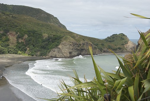 piha 325541 340